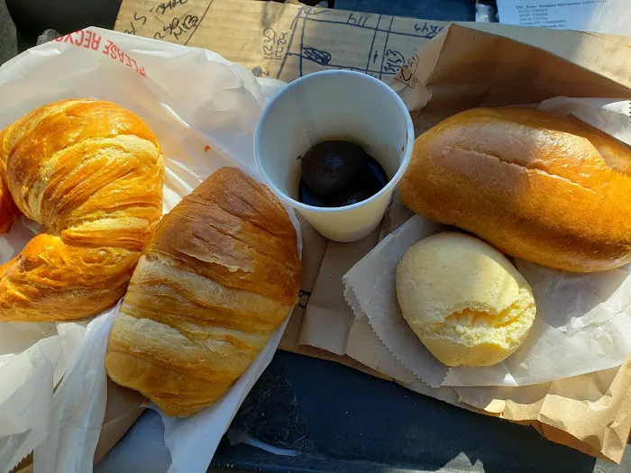 La Nueva Ambatenita Bakery Picture 5