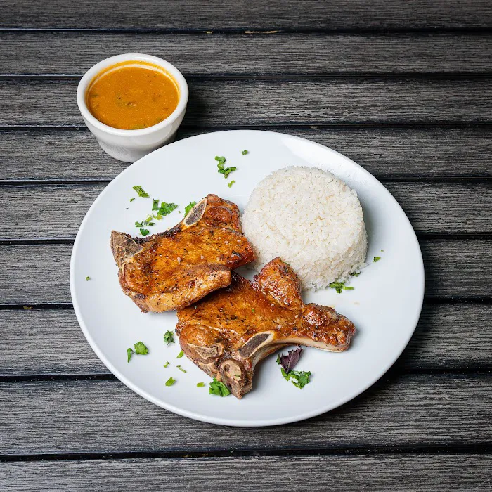 Estrella Latina Bar & Grill | Dominican Restaurant Picture 6
