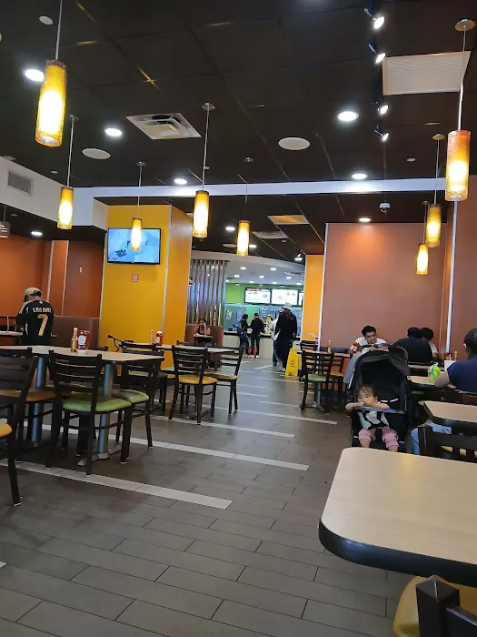 Pollo Campero Picture 3