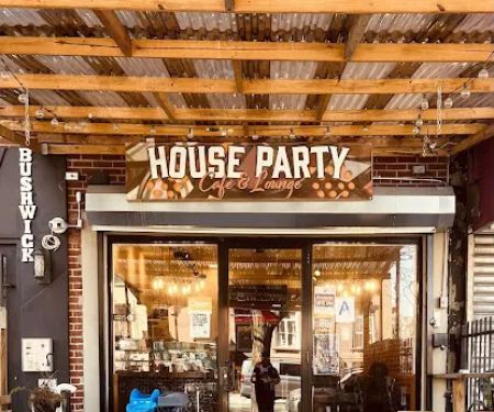 House Party Cafe & Lounge