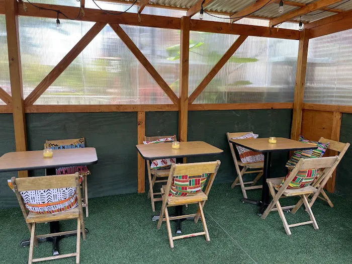 Ethel & Annie Mae's Soulfood Kitchen Picture 4