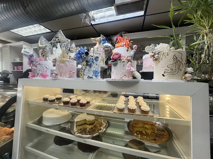 Angela's Bakery Picture 2