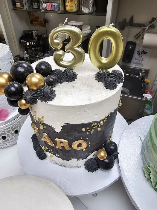 Angela's Bakery Picture 4