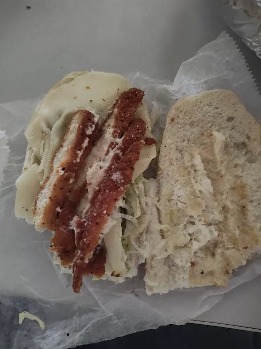 Chino's Deli & Grill Picture 1