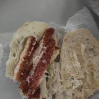Chino's Deli & Grill ico