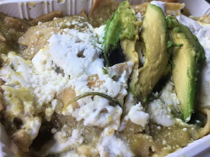 Itzel's Taqueria Deli Picture 3