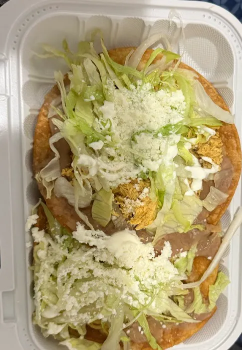 Itzel's Taqueria Deli Picture 7