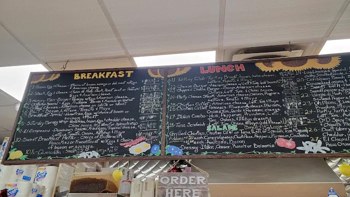 Los Limones Deli Picture 6