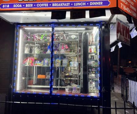 Family Deli & smoke shop