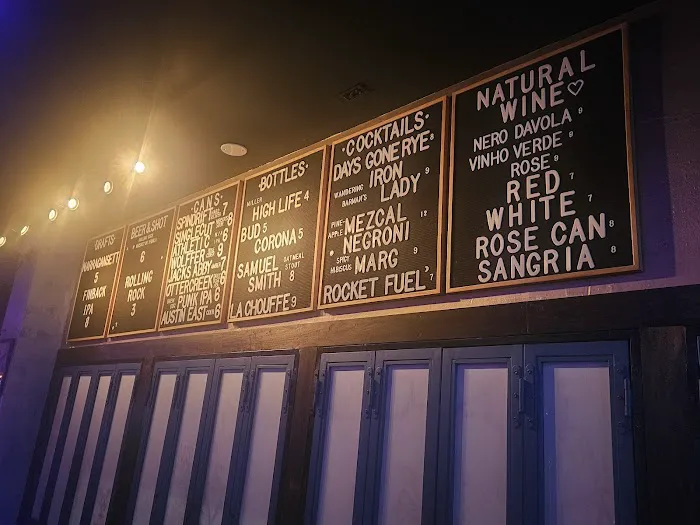 Myrtle Pub Picture 8