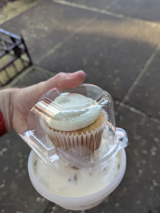Doughgirl Cupcakes - Bedstuy Picture 8
