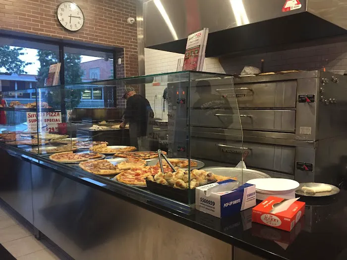 Sergio's Pizza Picture 4