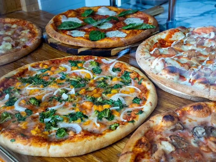 J'adore Café & Pizza Picture 7