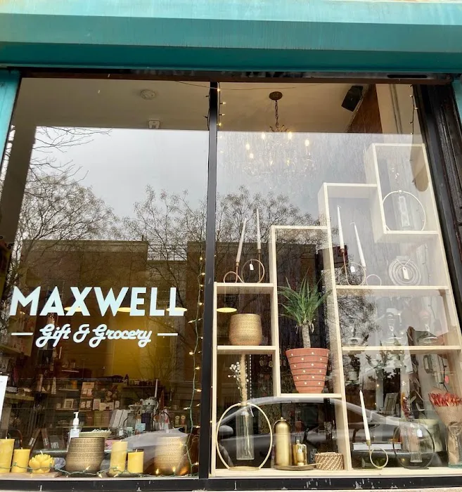 Maxwell Gift & Grocery Picture 6