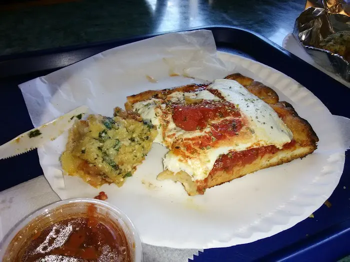 La-Bella Pizza Picture 1