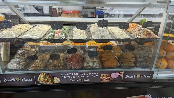 Forest Avenue Deli & Grocery Picture 10