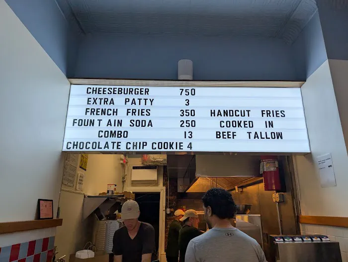 Best Buds Burgers Picture 1