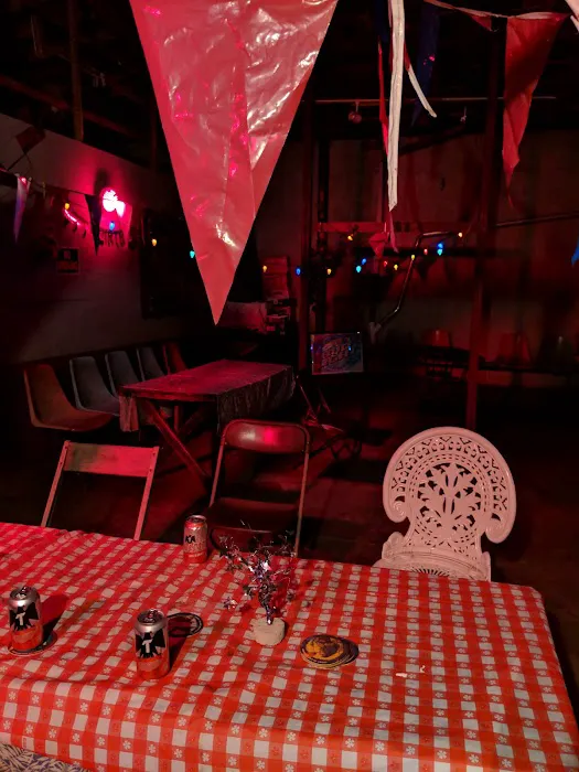 Tip-Top Bar & Grill Picture 4