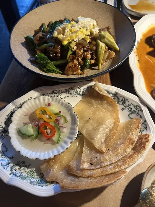 Glin Thai Bistro Picture 5