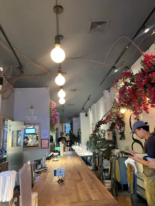 Glin Thai Bistro Picture 3