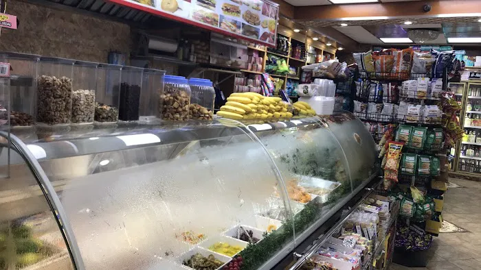 Habibi Deli & Grocery Picture 5