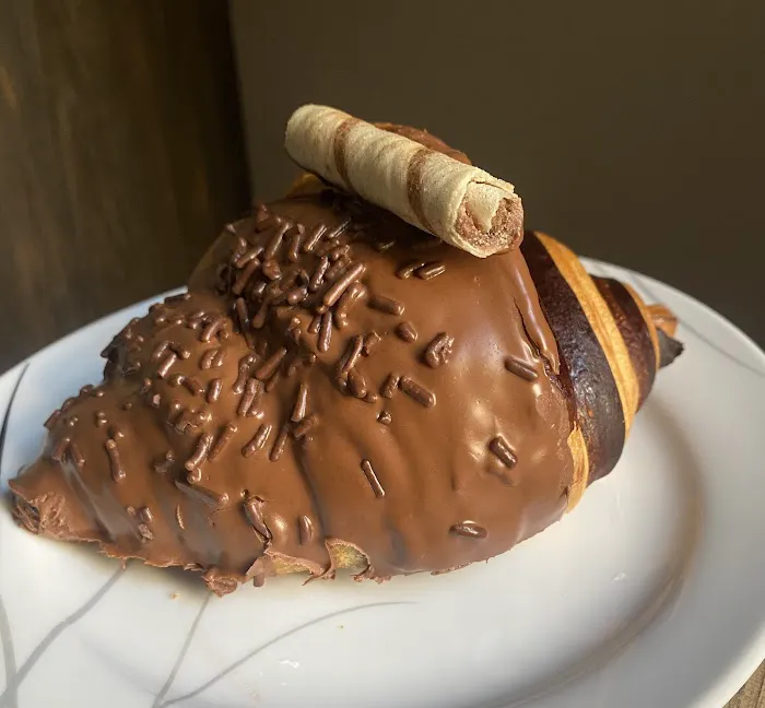 Happy Cake Bistro Picture 6