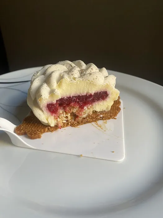 Happy Cake Bistro Picture 1