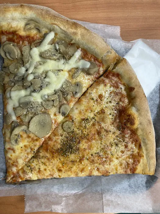 Pizza Palace Picture 8