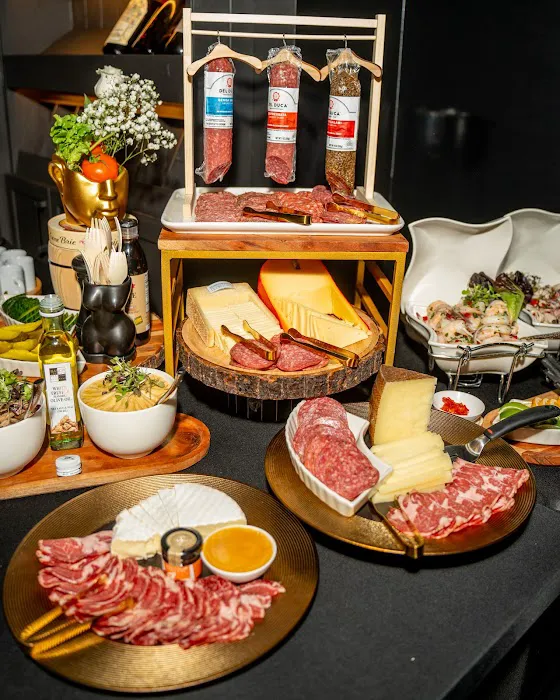 Cinco Ocho Wine Room Picture 1