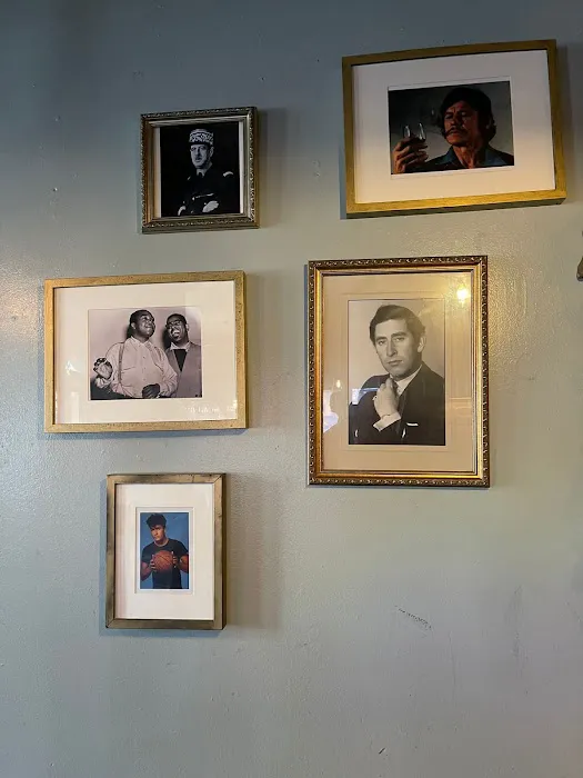 Charlies Bar & Kitchen Picture 3