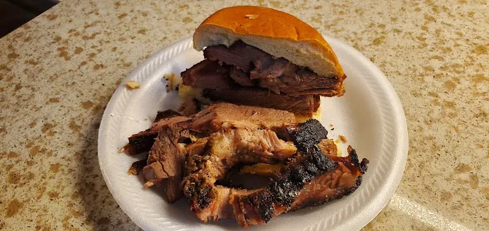 Hudson Smokehouse Picture 7