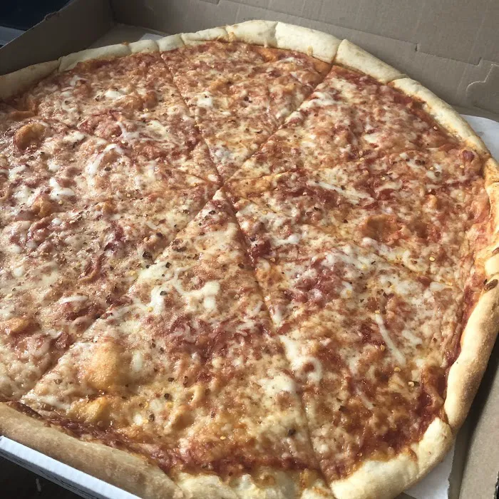 Brook Ave Deli & Pizza Picture 9