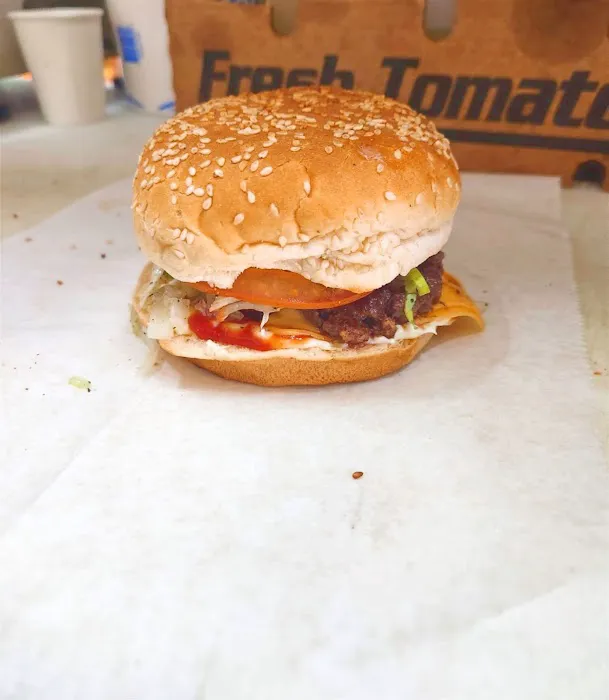 Michelle’s Deli Grocery Picture 2