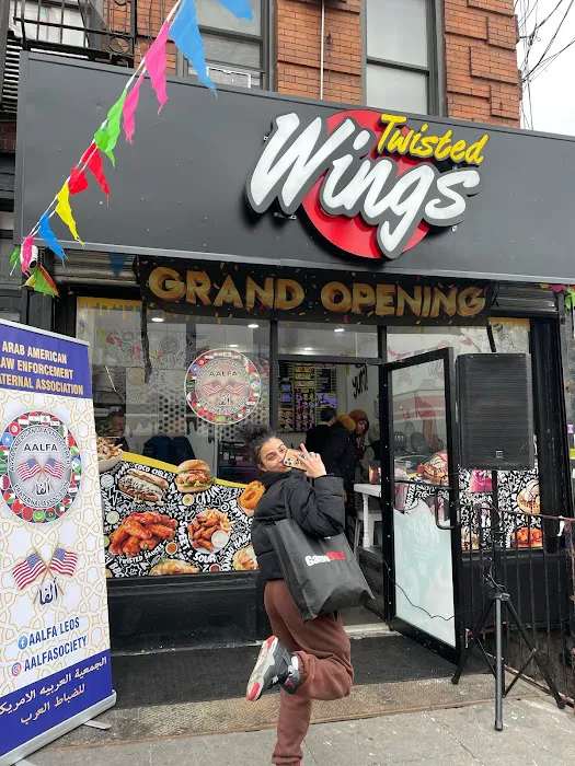 Twisted Wings Picture 6