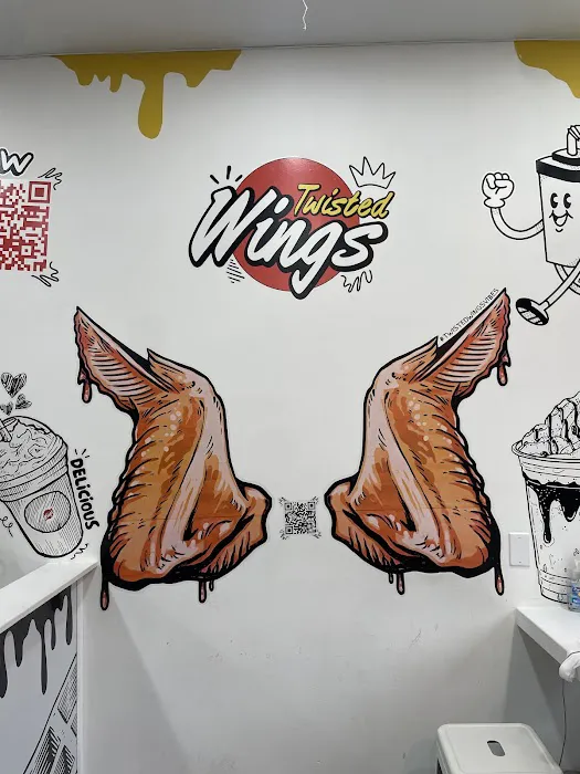 Twisted Wings Picture 3