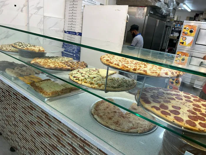 Jackson Pizza Picture 3