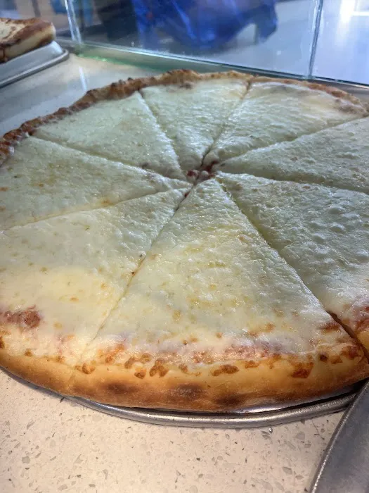 Jackson Pizza Picture 7