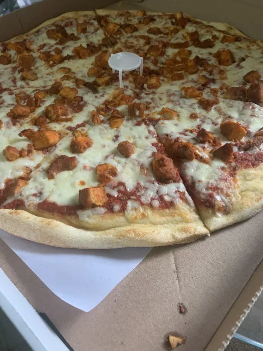 Giovani's Big Pizza Picture 10