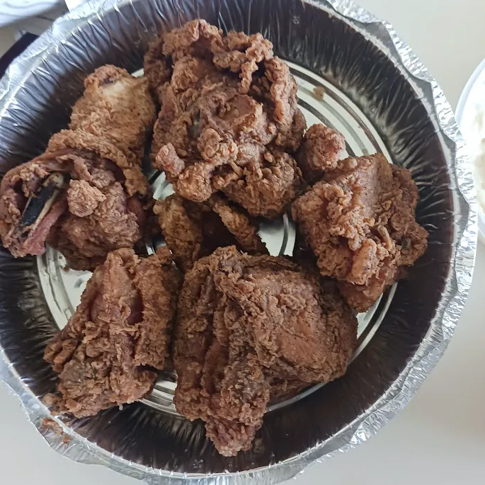 Thelma's Kitchen Picture 6