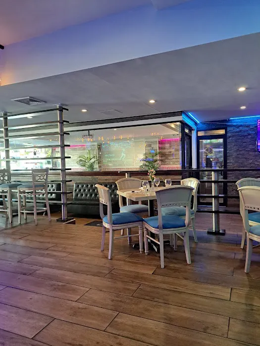 Casa del Mar Seafood Restaurant Picture 3