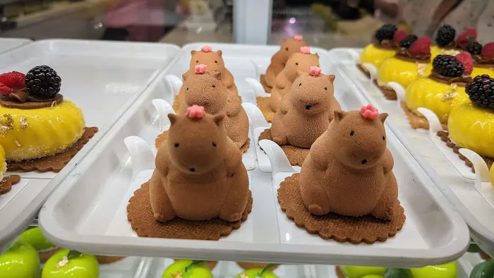 HAPPY CAKE BAKERY Picture 2