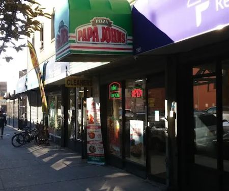 Papa Johns Pizza