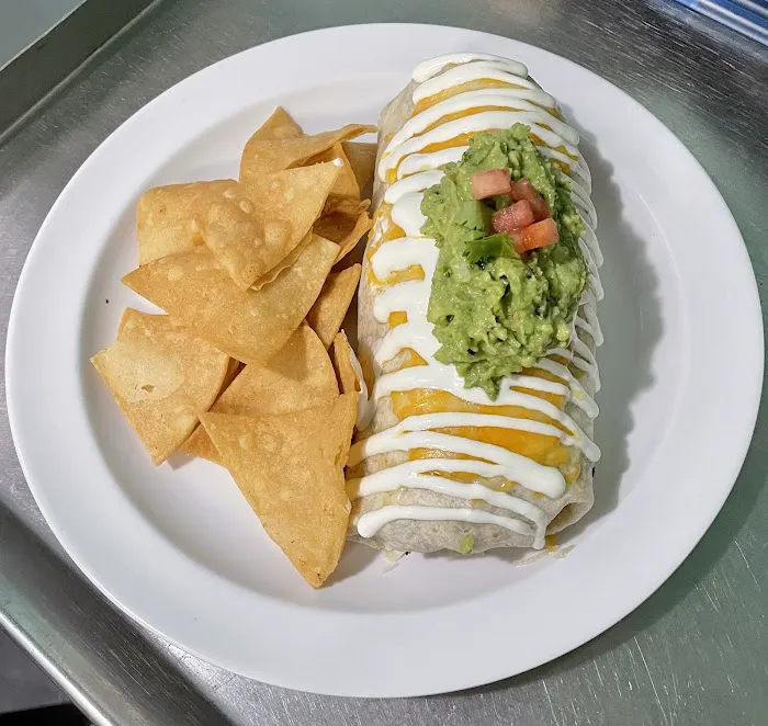 DJ & C Reyna Restaurant Picture 10