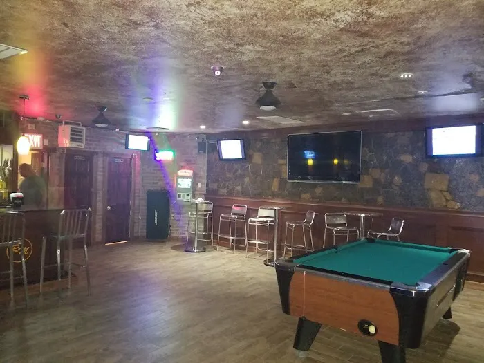 RMM Lounge Picture 5