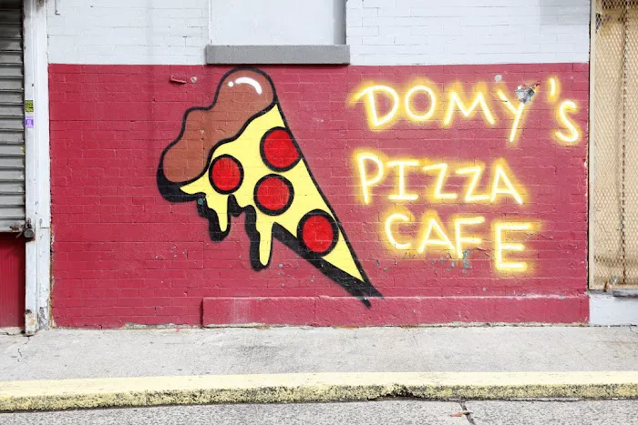 Domy's Pizza Cafe Picture 5