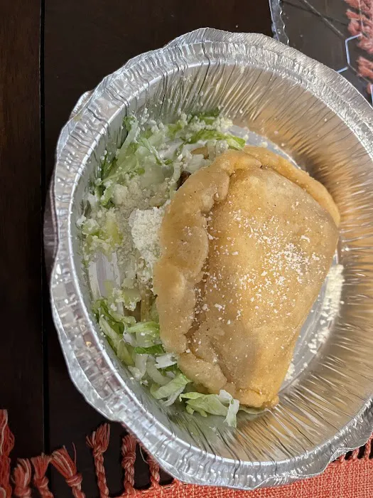 Betos Restaurant Inc Picture 3