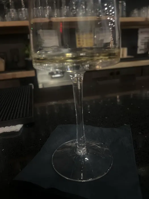 Z'z Wine and Beer Bar Picture 10