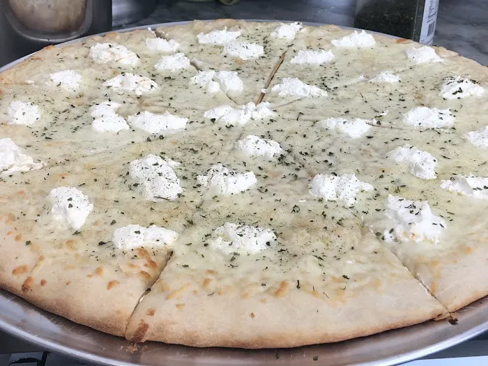Supreme Pizza NY Picture 1
