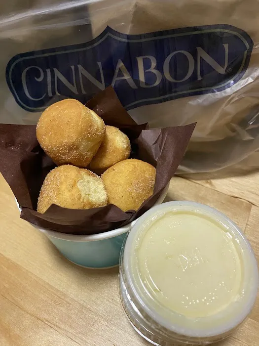 Cinnabon Picture 5