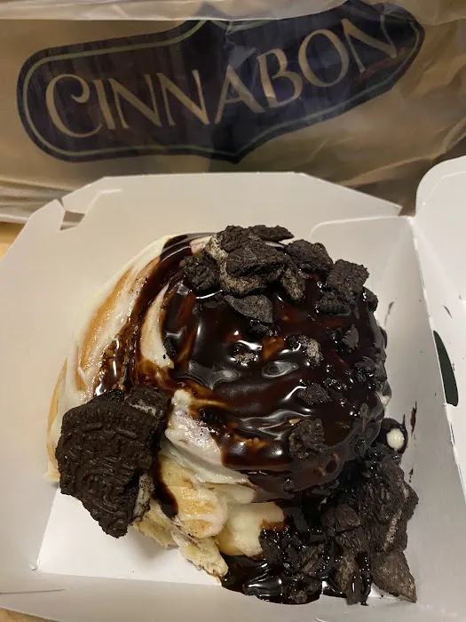 Cinnabon Picture 8